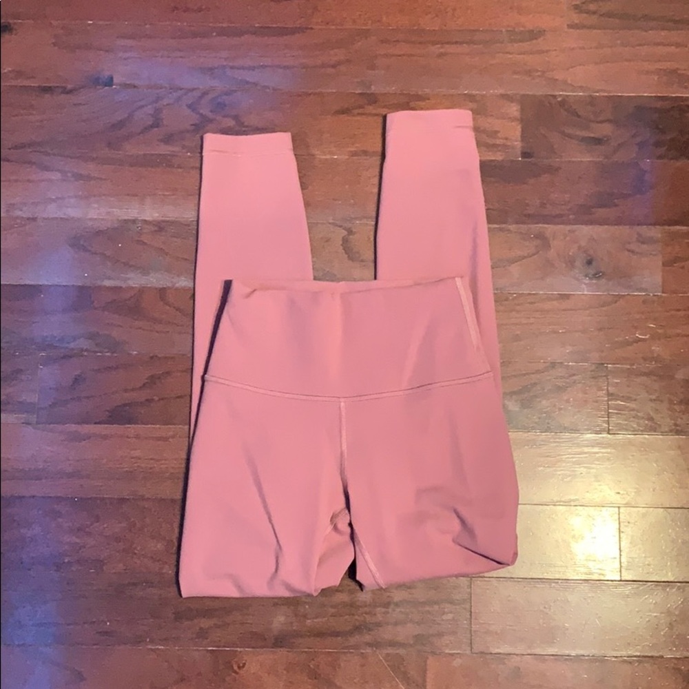 LULULEMON WUNDER TRAINS